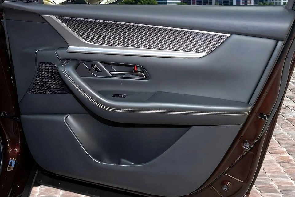 2026 Mazda CX-90 - Image 17 of 20