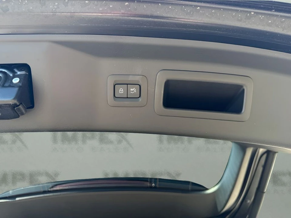 2026 Mazda CX-90 - Image 12 of 31