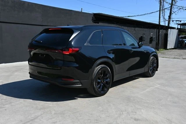 2026 Mazda CX-90 - Image 5 of 31
