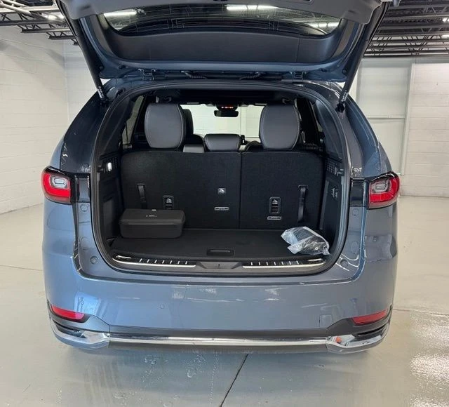 2026 Mazda CX-90 - Image 11 of 27