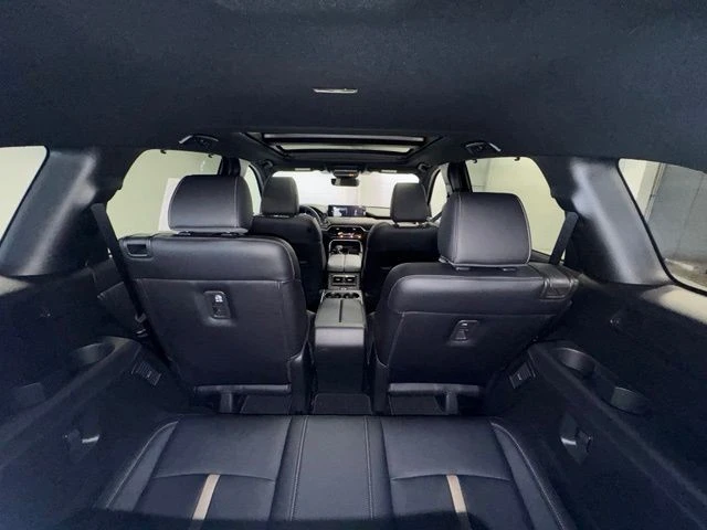 2026 Mazda CX-90 - Image 12 of 27