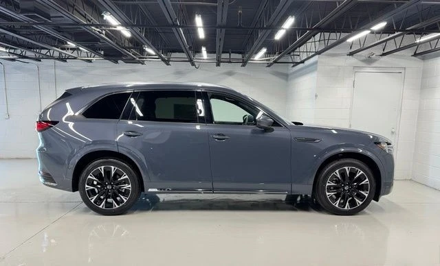2026 Mazda CX-90 - Image 8 of 27