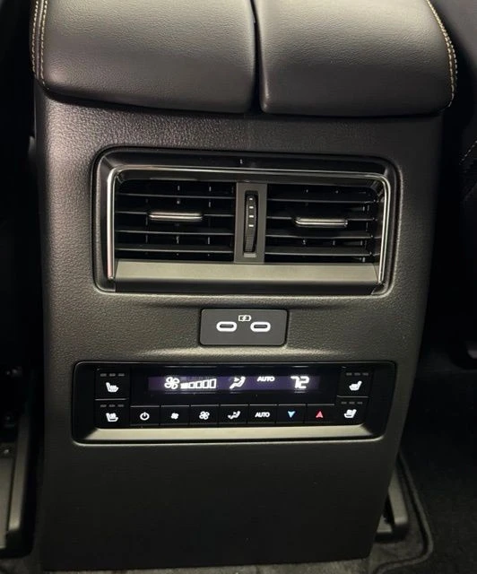 2026 Mazda CX-90 - Image 25 of 27