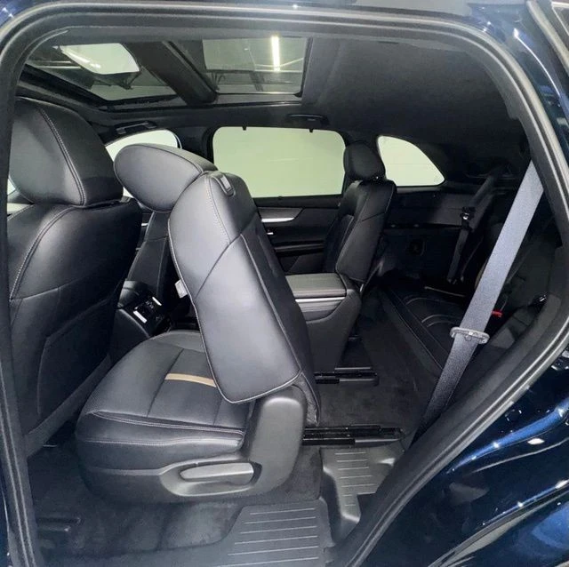 2026 Mazda CX-90 - Image 13 of 26