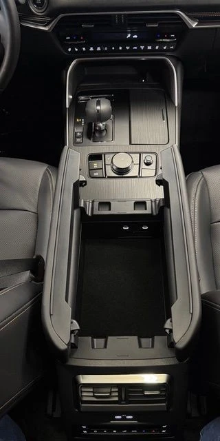 2026 Mazda CX-90 - Image 23 of 26