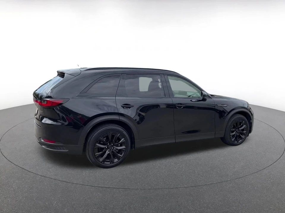 2026 Mazda CX-90 - Image 15 of 31