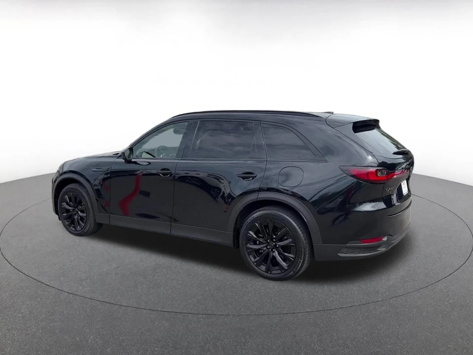 2026 Mazda CX-90 - Image 9 of 31
