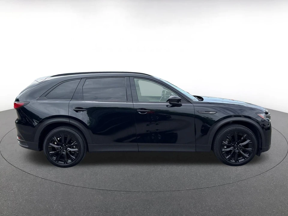 2026 Mazda CX-90 - Image 16 of 31