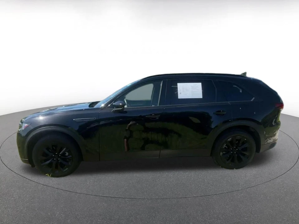 2026 Mazda CX-90 - Image 11 of 31