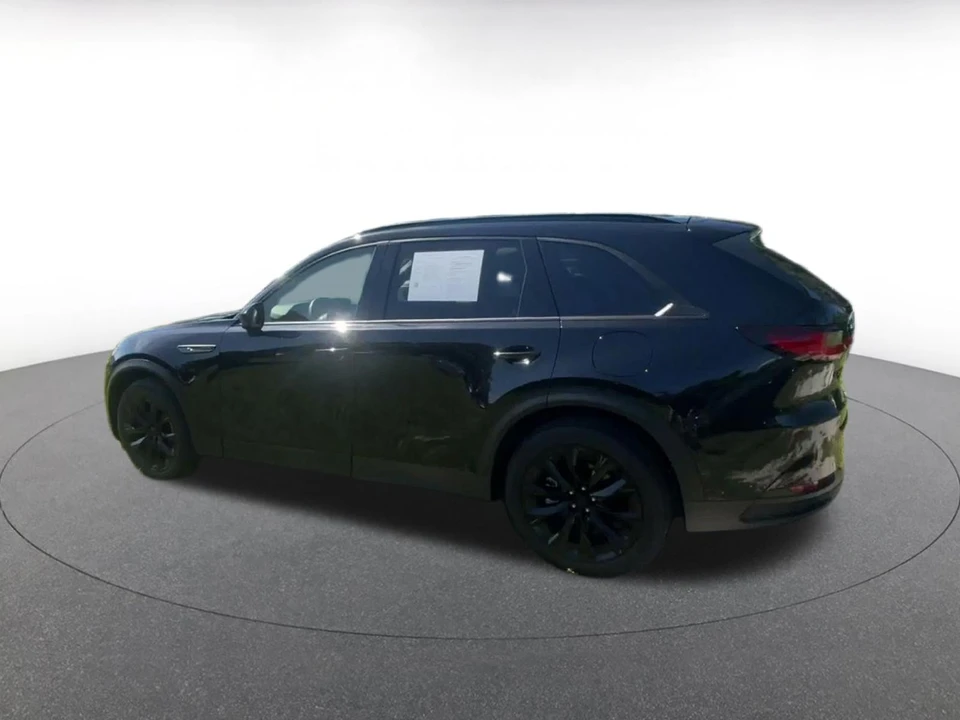 2026 Mazda CX-90 - Image 12 of 31