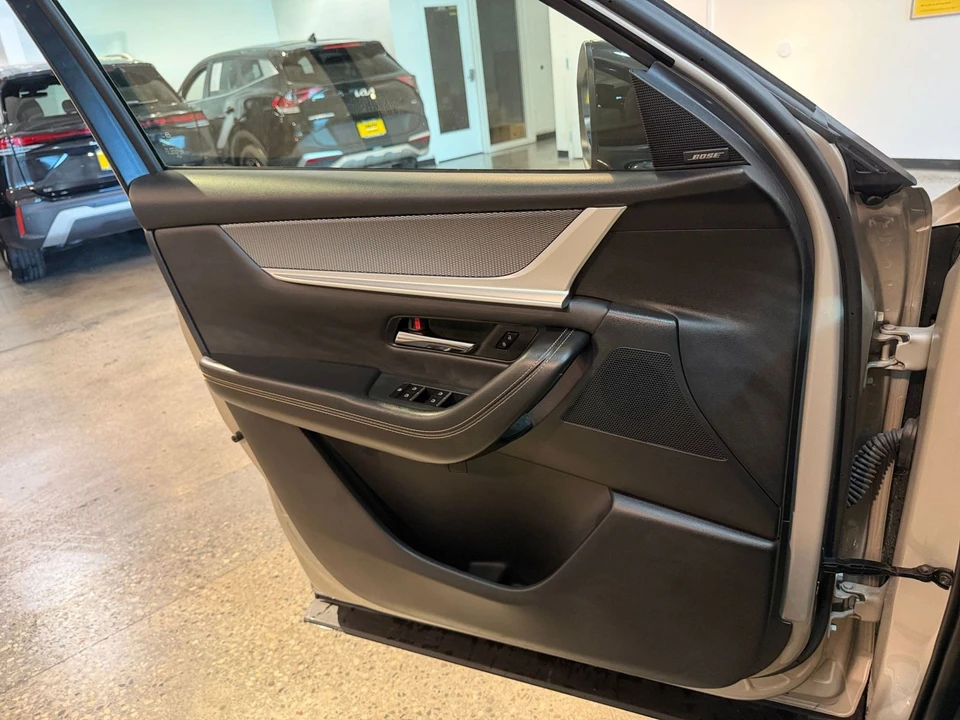 2026 Mazda CX-90 - Image 20 of 31