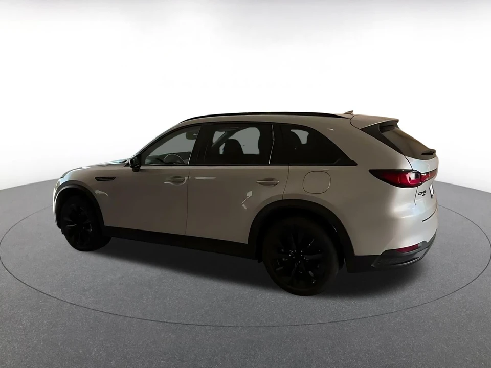 2026 Mazda CX-90 - Image 11 of 31