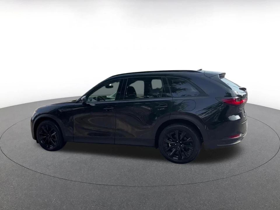 2026 Mazda CX-90 - Image 12 of 31