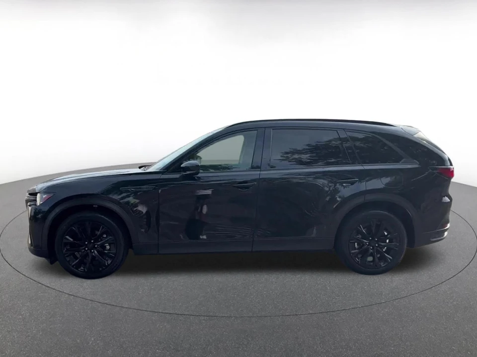 2026 Mazda CX-90 - Image 11 of 31