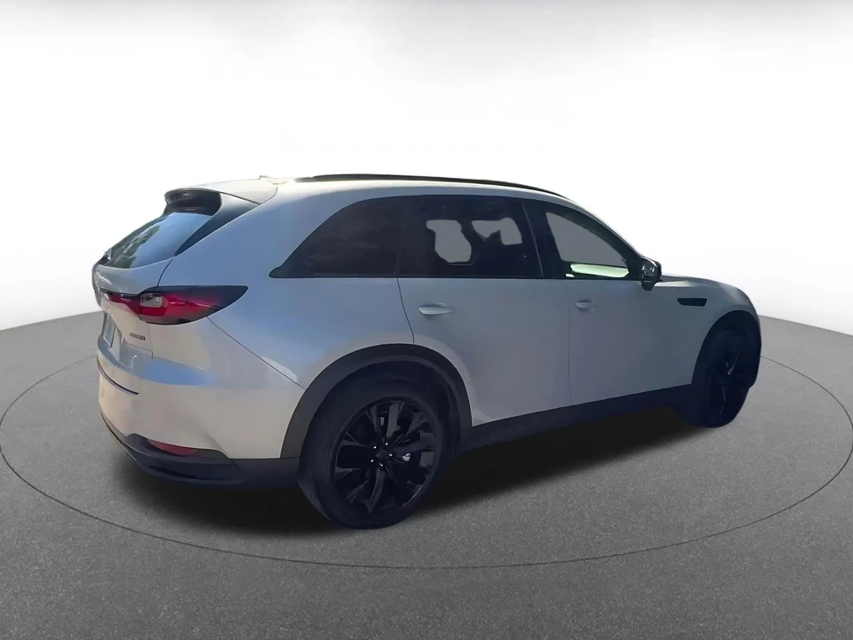 2026 Mazda CX-90 - Image 16 of 31