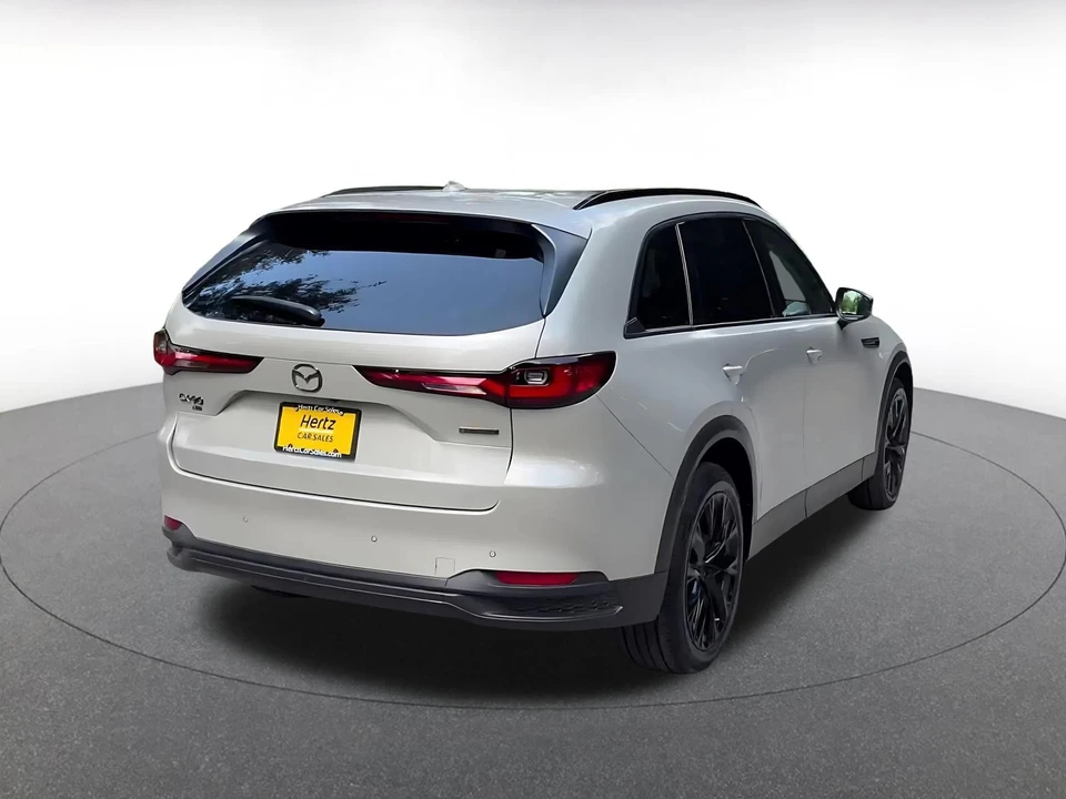 2026 Mazda CX-90 - Image 16 of 31