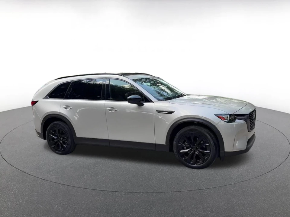 2026 Mazda CX-90 - Image 2 of 31