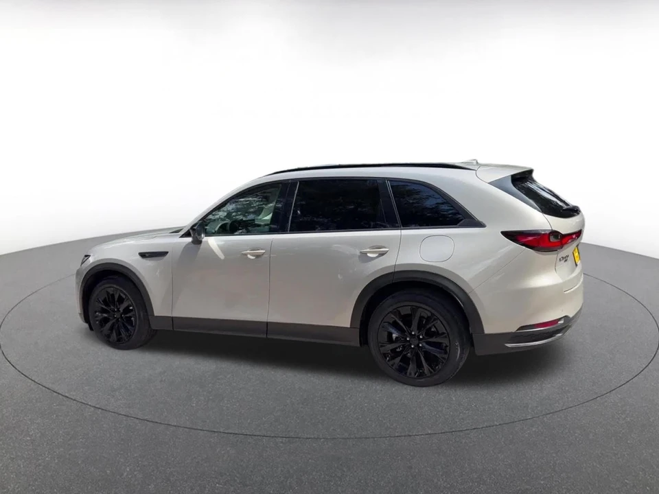 2026 Mazda CX-90 - Image 12 of 31