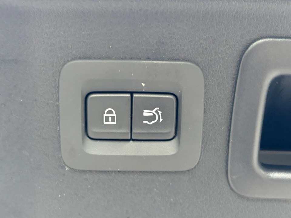 2026 Mazda CX-90 - Image 26 of 31