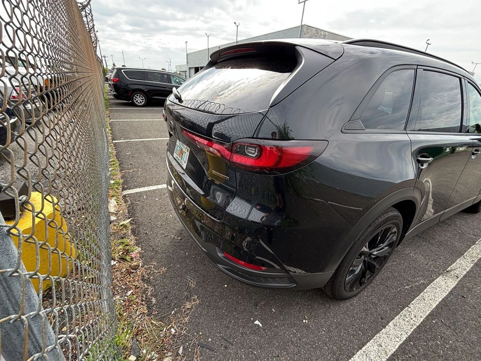 2026 Mazda CX-90 - Image 11 of 17
