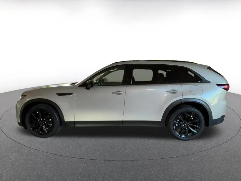 2026 Mazda CX-90 - Image 9 of 31