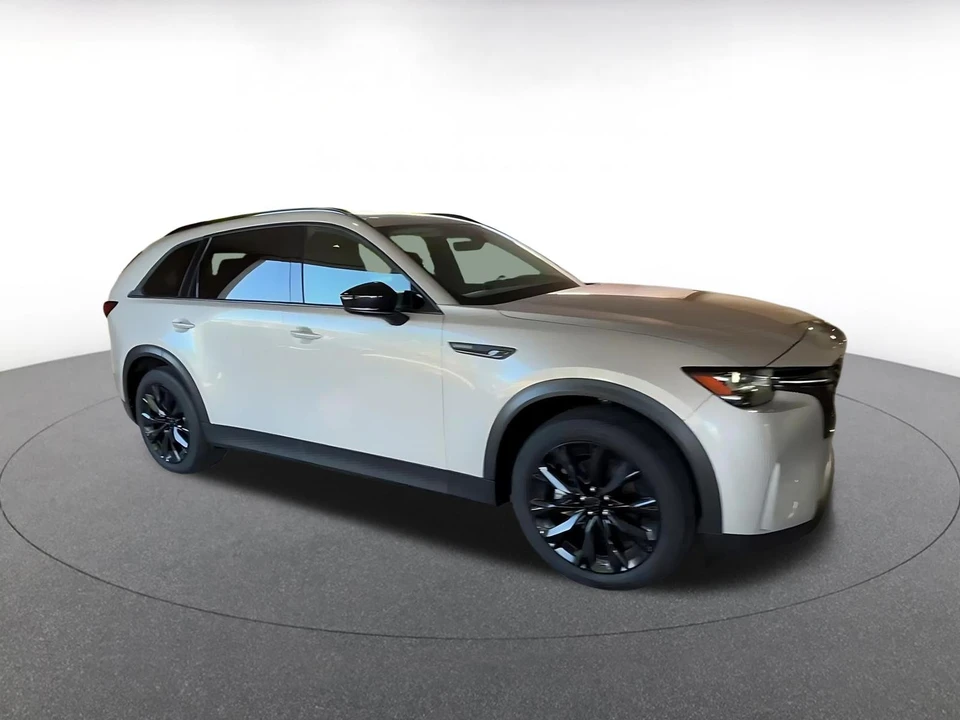 2026 Mazda CX-90 - Image 2 of 31