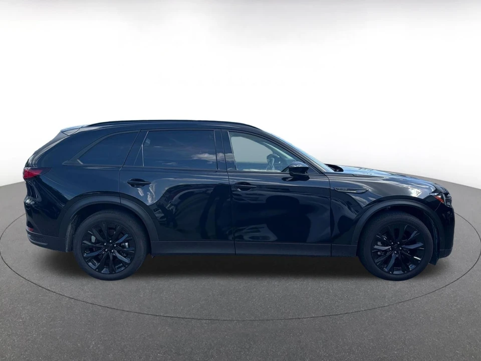 2026 Mazda CX-90 - Image 16 of 31