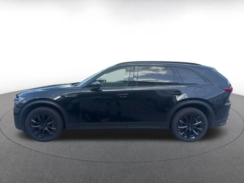 2026 Mazda CX-90 - Image 8 of 31