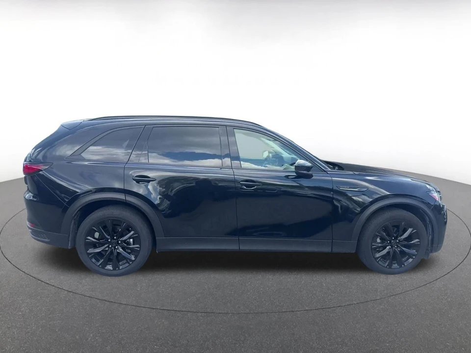 2026 Mazda CX-90 - Image 17 of 31