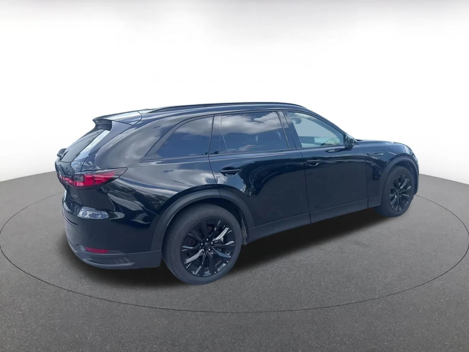 2026 Mazda CX-90 - Image 15 of 31