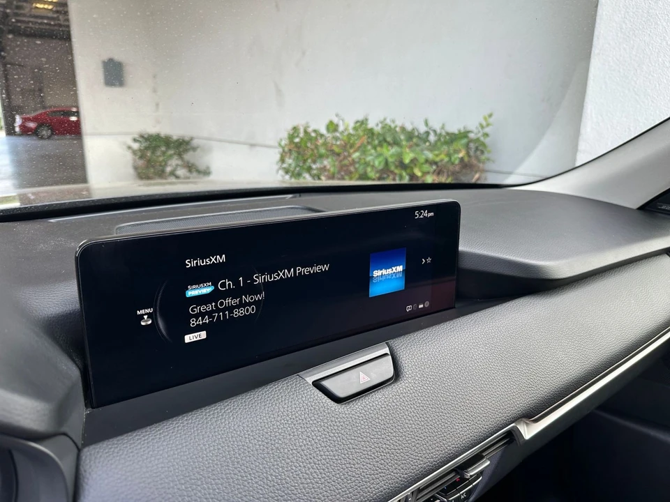2026 Mazda CX-90 - Image 22 of 31