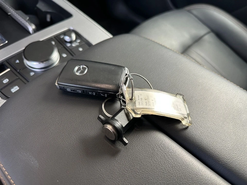2026 Mazda CX-90 - Image 23 of 31