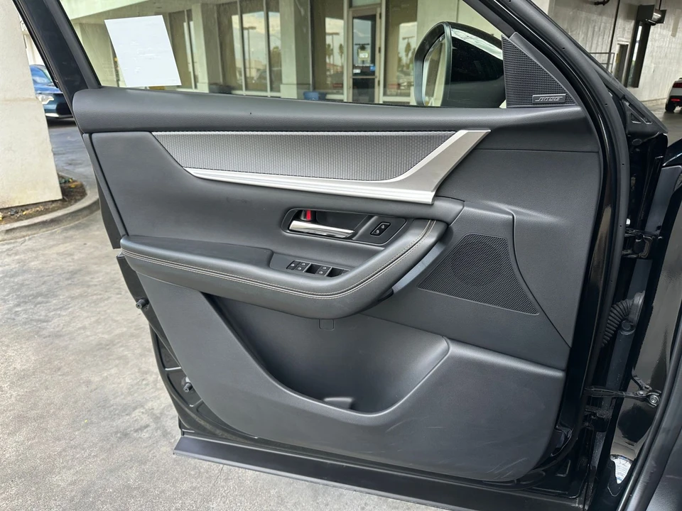 2026 Mazda CX-90 - Image 20 of 31