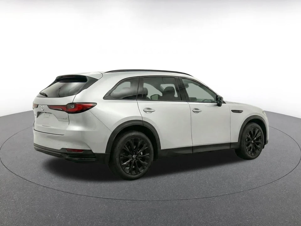 2026 Mazda CX-90 - Image 18 of 31