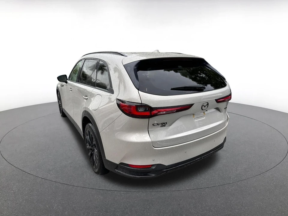 2026 Mazda CX-90 - Image 12 of 31