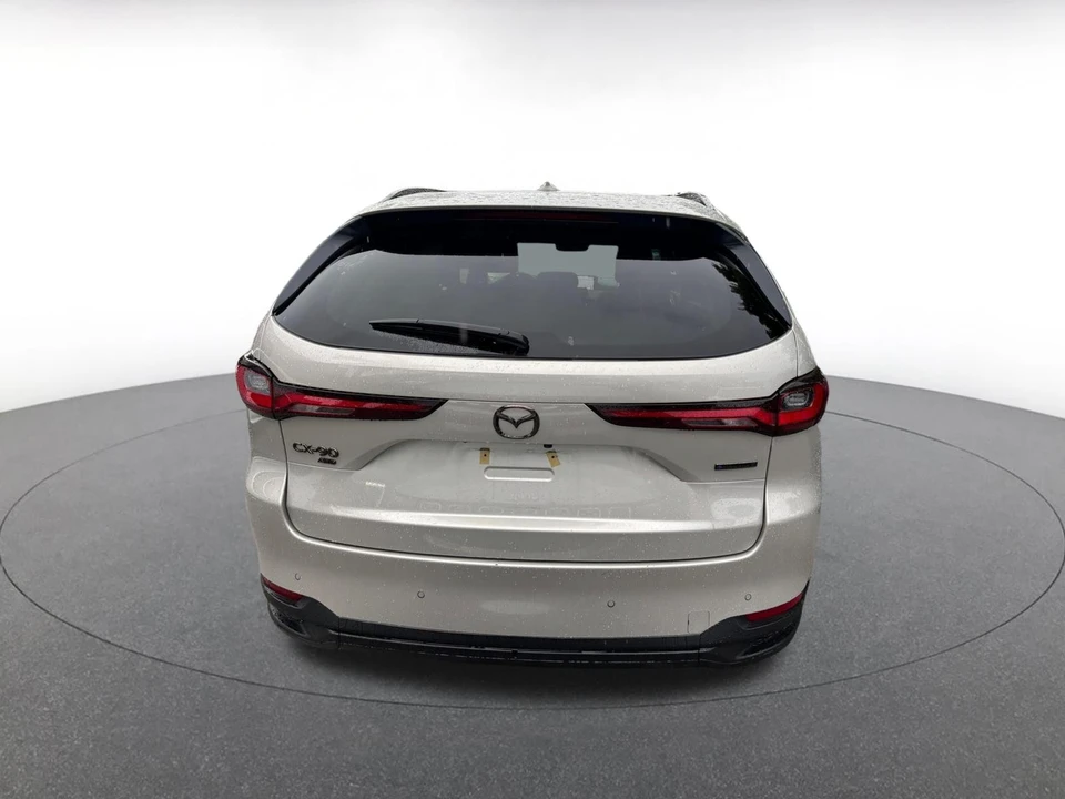 2026 Mazda CX-90 - Image 16 of 31
