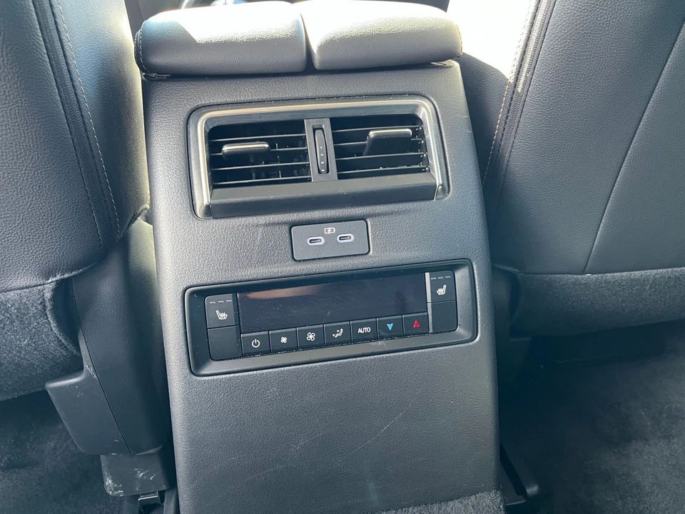2026 Mazda CX-90 - Image 27 of 31