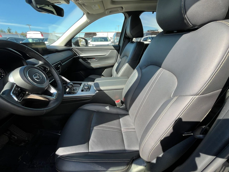 2026 Mazda CX-90 - Image 30 of 31