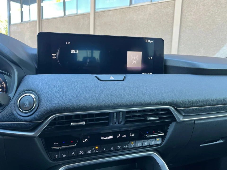 2026 Mazda CX-90 - Image 21 of 31