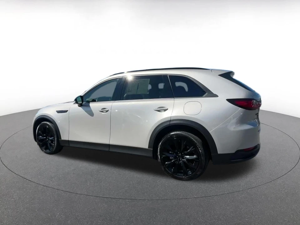 2026 Mazda CX-90 - Image 9 of 31