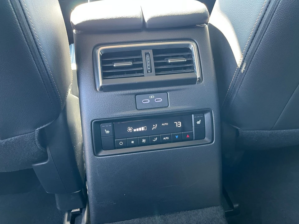 2026 Mazda CX-90 - Image 26 of 31