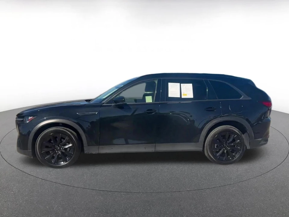 2026 Mazda CX-90 - Image 9 of 31