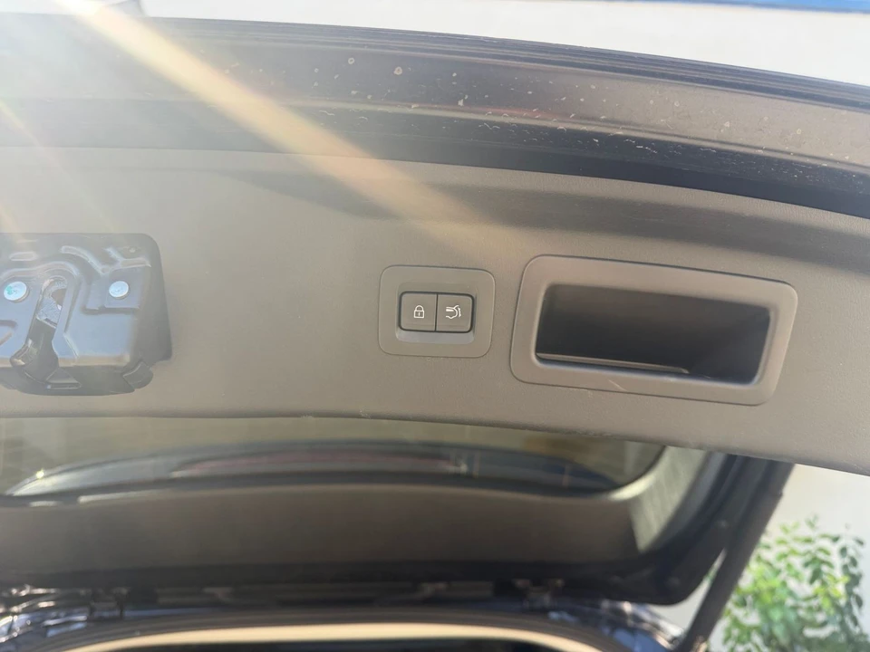 2026 Mazda CX-90 - Image 24 of 31