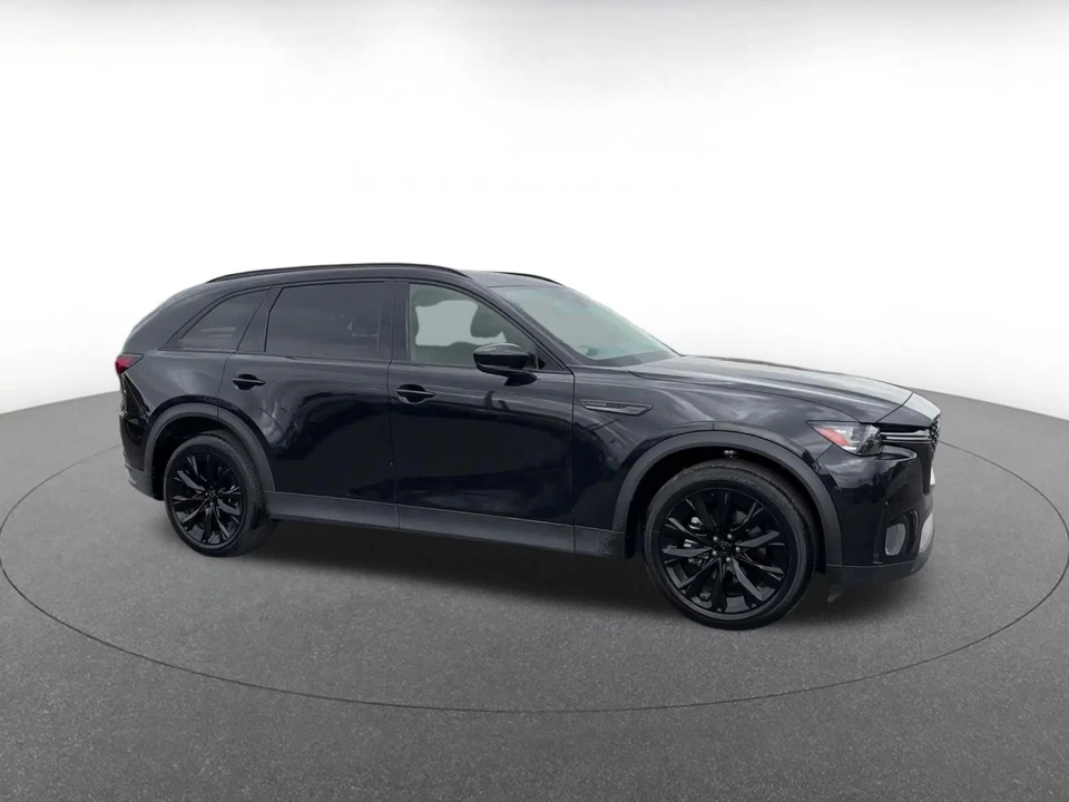2026 Mazda CX-90 - Image 2 of 31