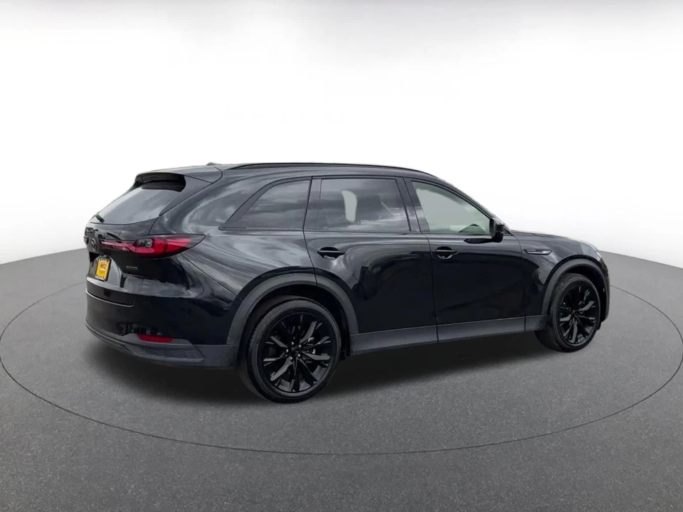 2026 Mazda CX-90 - Image 16 of 31