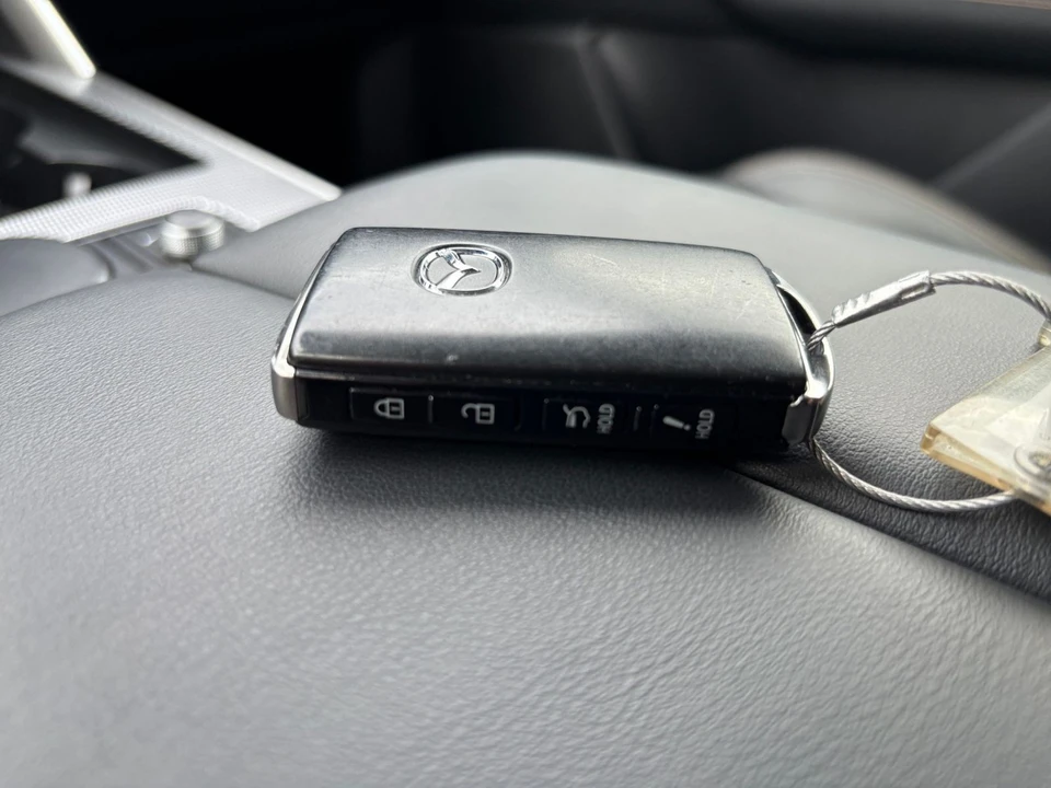 2026 Mazda CX-90 - Image 22 of 31