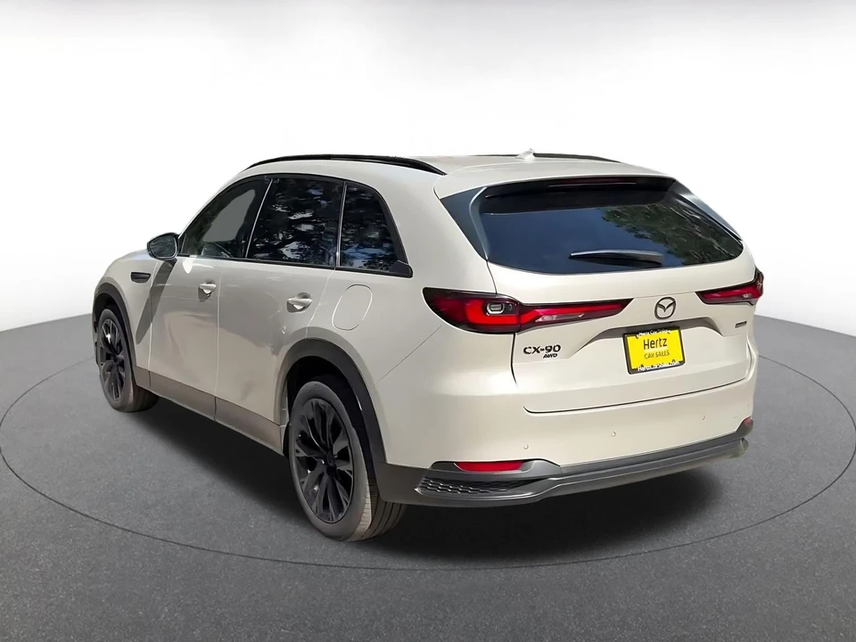 2026 Mazda CX-90 - Image 12 of 31