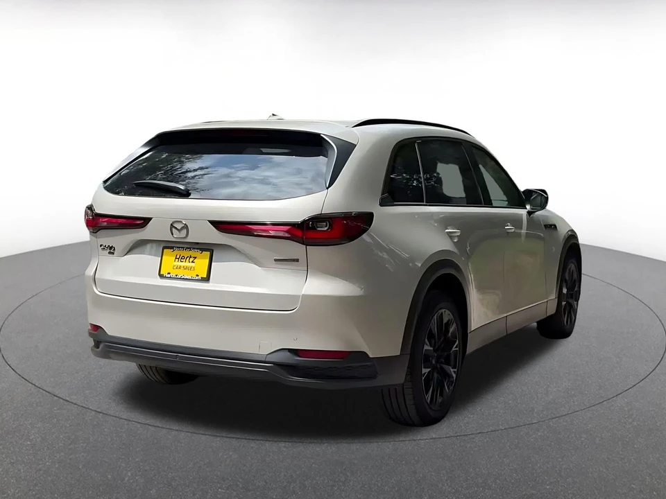 2026 Mazda CX-90 - Image 16 of 31