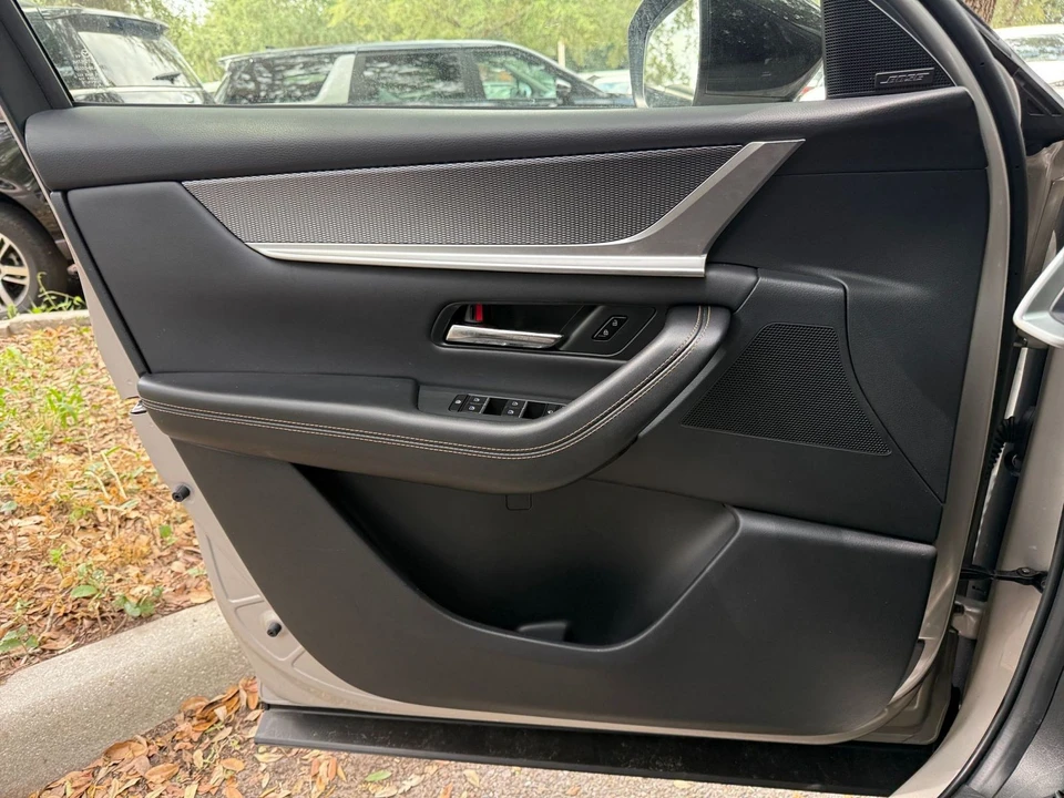2026 Mazda CX-90 - Image 21 of 31