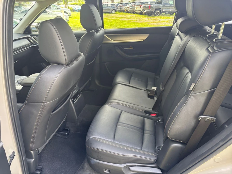 2026 Mazda CX-90 - Image 29 of 31
